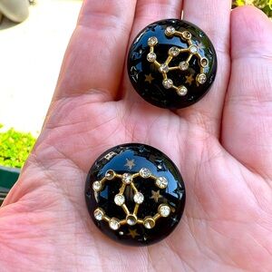 Vintage Chanel earrings 95A